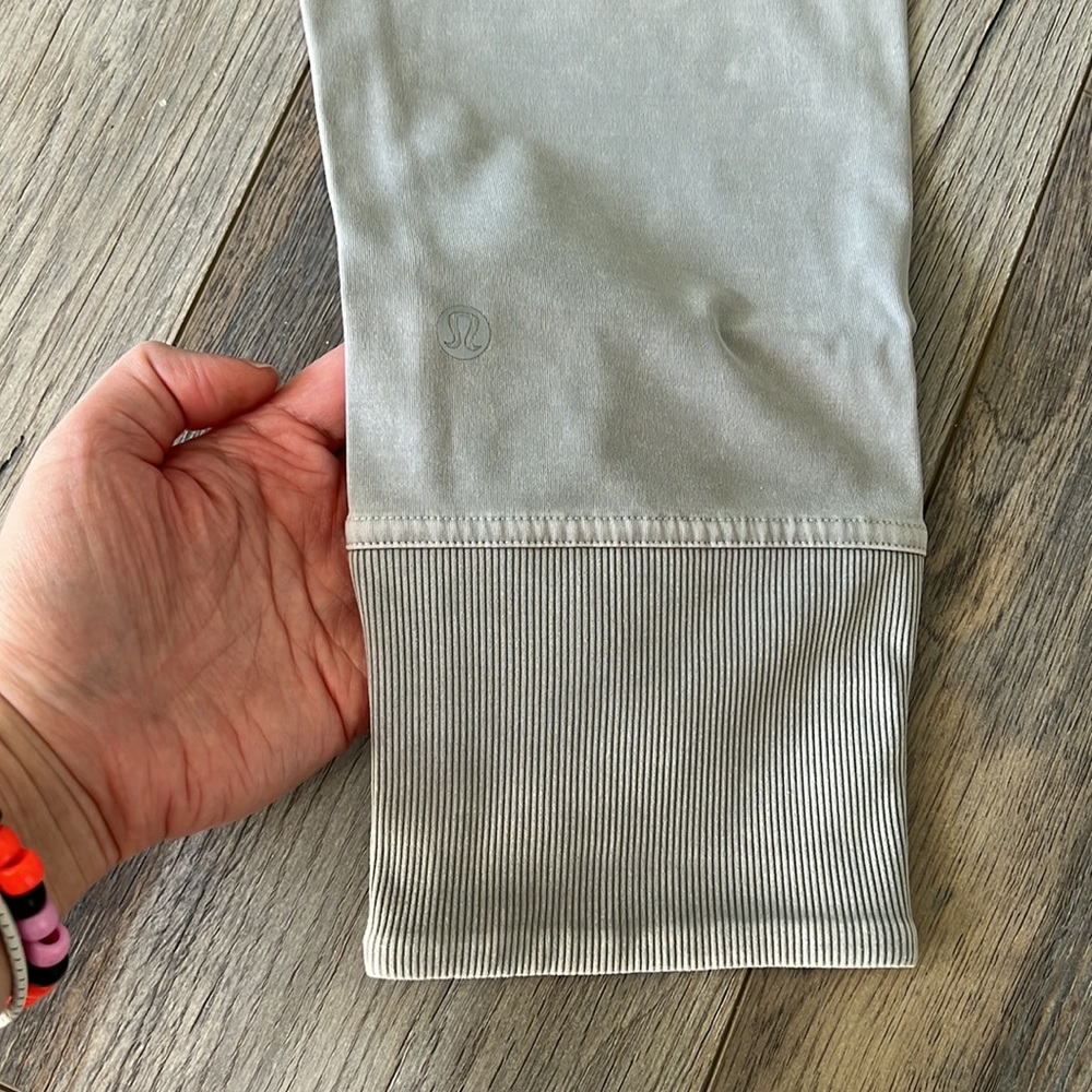 Lululemon pants 10
